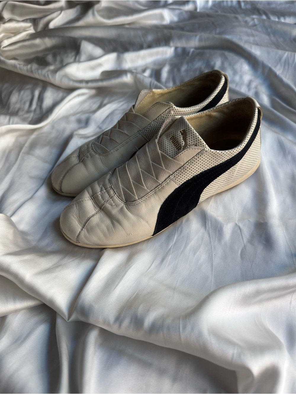 Puma Cream and Black Low-Profile Sneakers - Picture 4 of 6